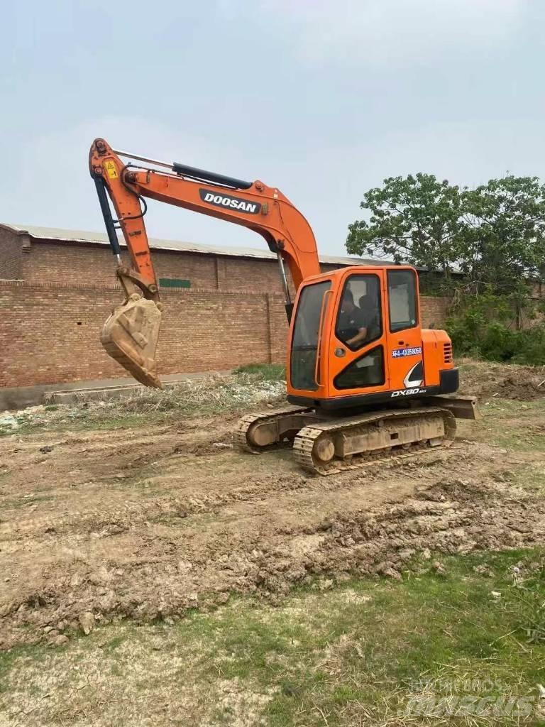 Doosan DX 80 Малые экскаваторы 7т-12т
