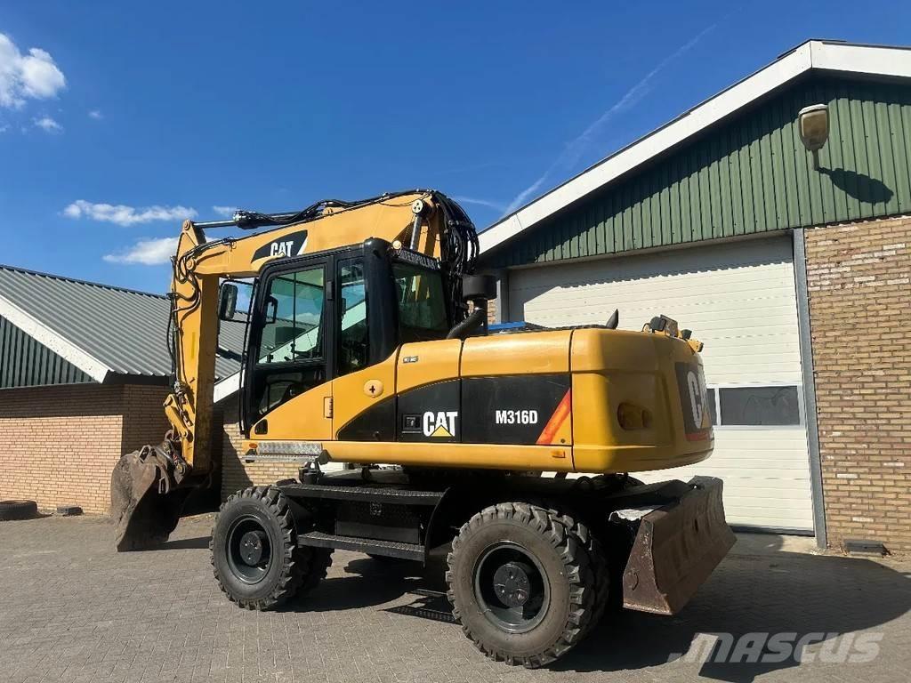 CAT M316D Колёсные экскаваторы