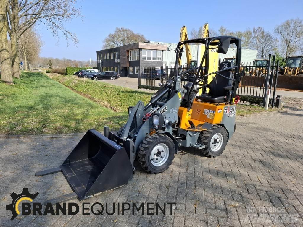 GiANT G1200HD Фронтальные погрузчики