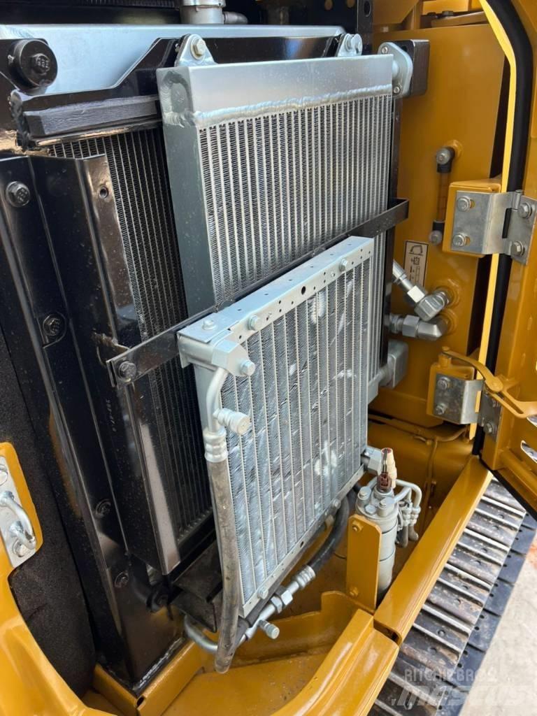 CAT 305.5 Гусеничные экскаваторы