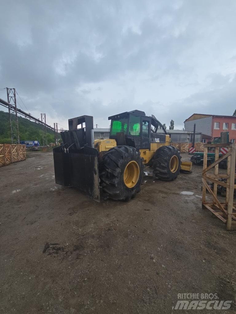 CAT 525 C Трелевочные трактора