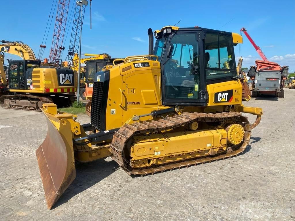 CAT D5K2 XL NVT Гусеничные бульдозеры