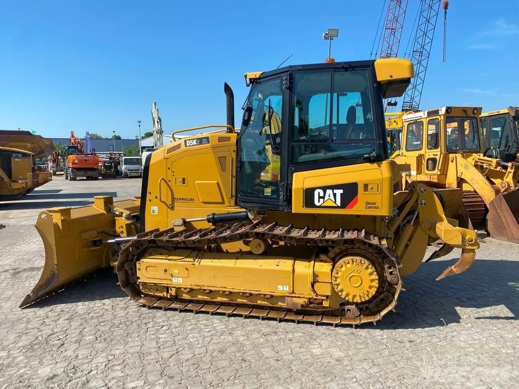 CAT D5K2 XL NVT Гусеничные бульдозеры