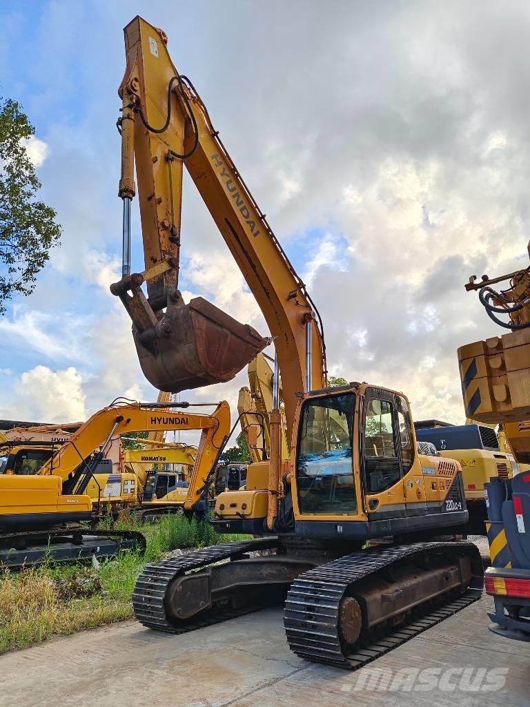 Hyundai R 220LC-9S Гусеничные экскаваторы