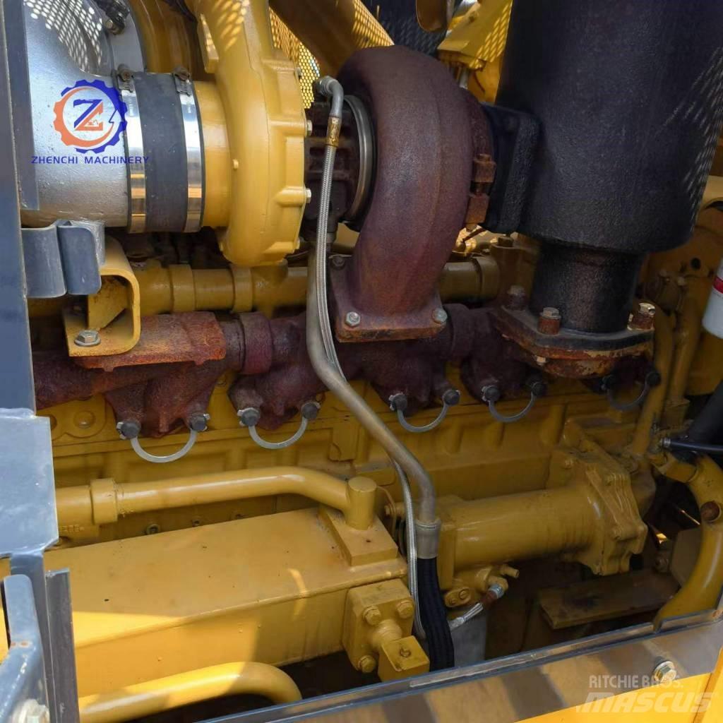 Shantui SD 22 Гусеничные бульдозеры