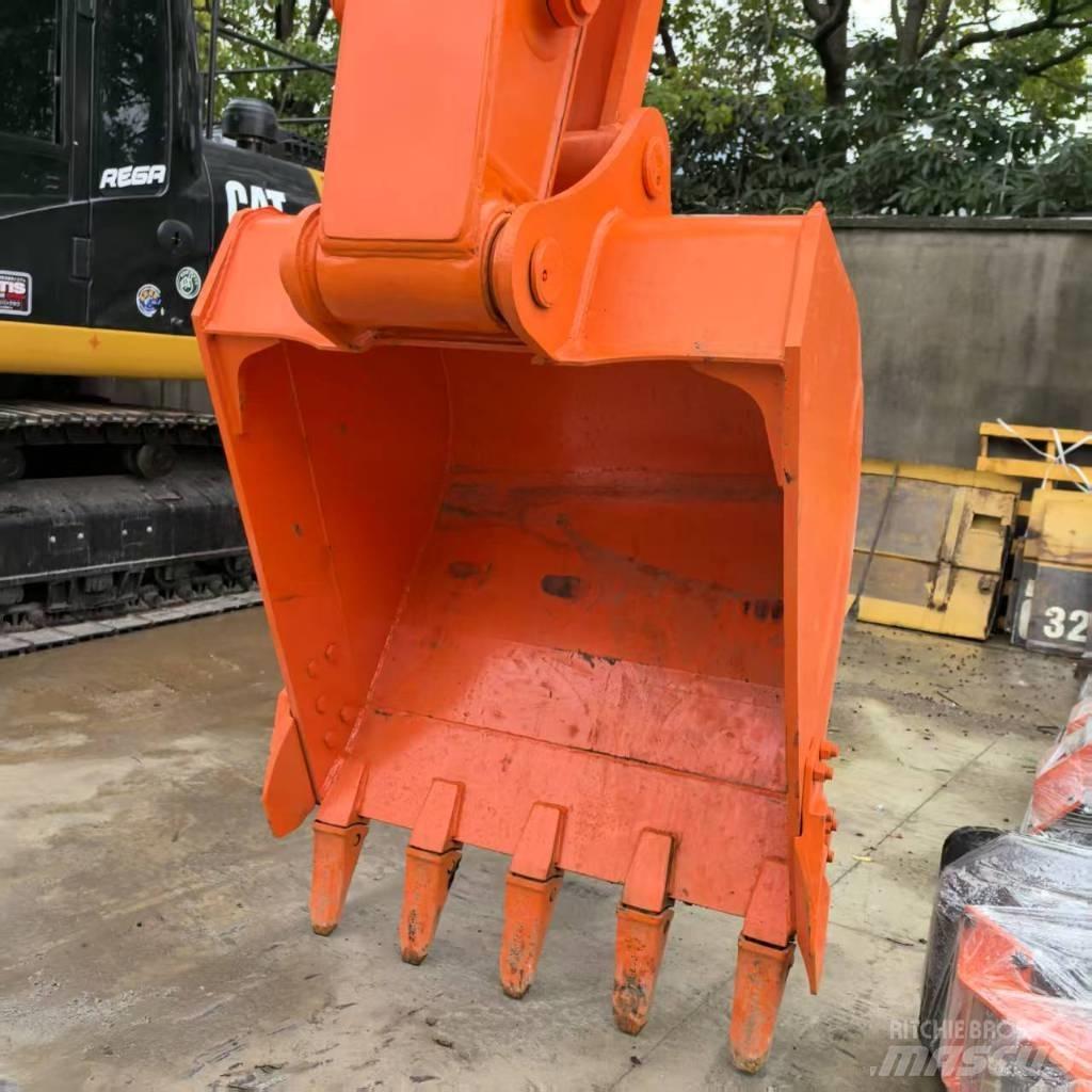 Hitachi ZX 200-3 G Гусеничные экскаваторы