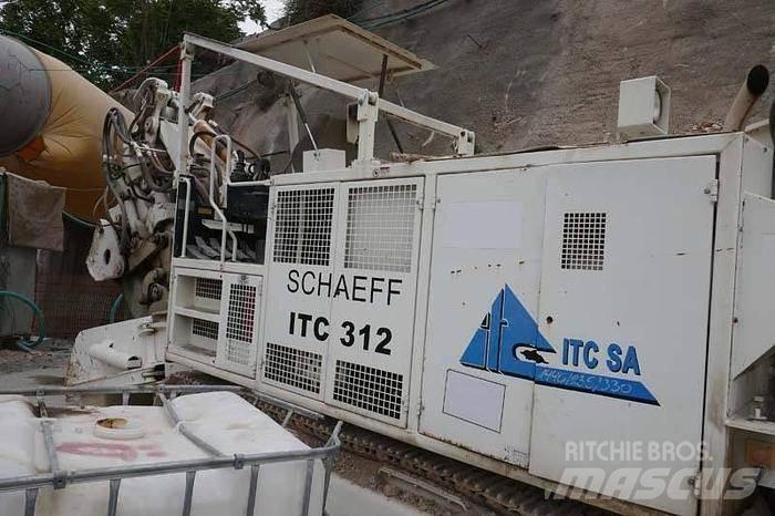 Schaeff ITC312 Буровые вышки