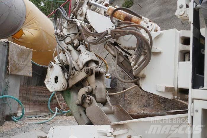 Schaeff ITC312 Буровые вышки