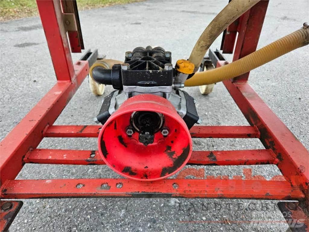 Schmotzer 800 l Прицепные опрыскиватели