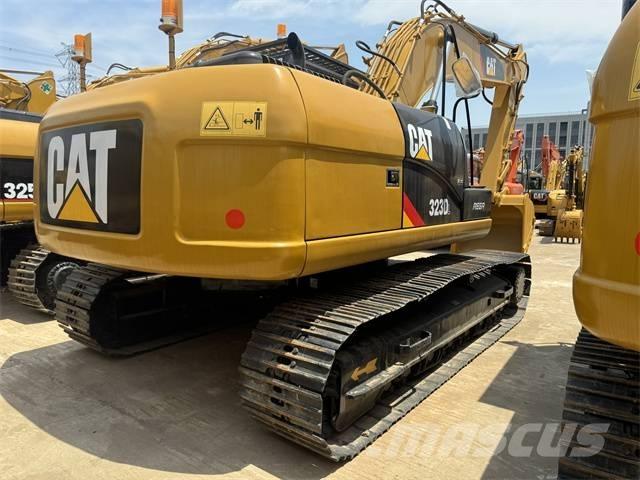 CAT 323 D L Гусеничные экскаваторы