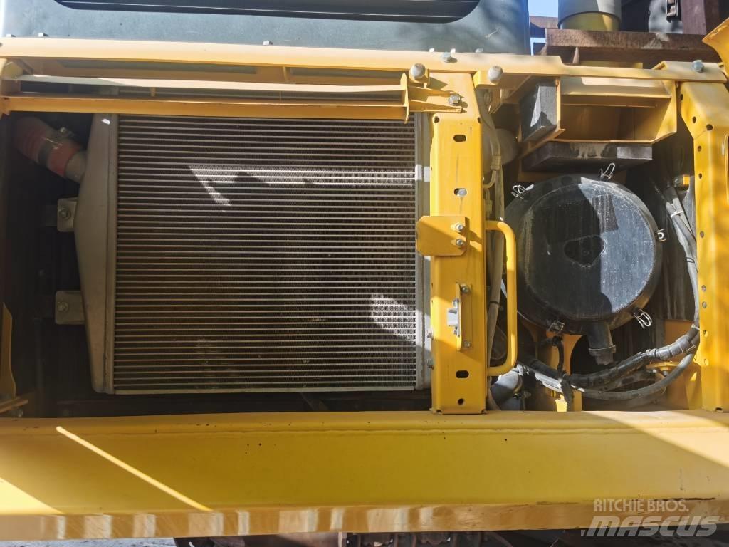 Komatsu PC 460-8 Гусеничные экскаваторы