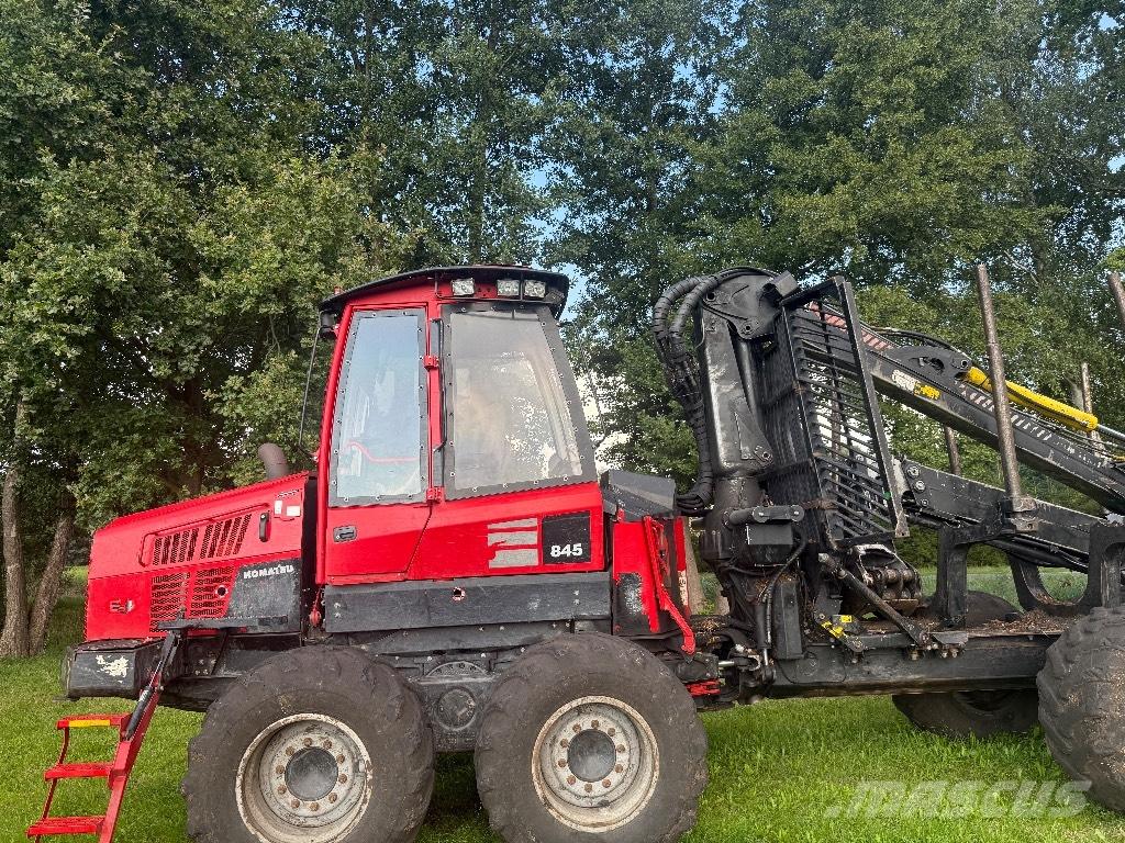 Komatsu 845 Форвардеры