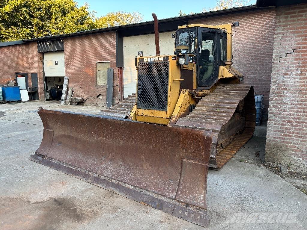 CAT D 6 M LGP Гусеничные бульдозеры
