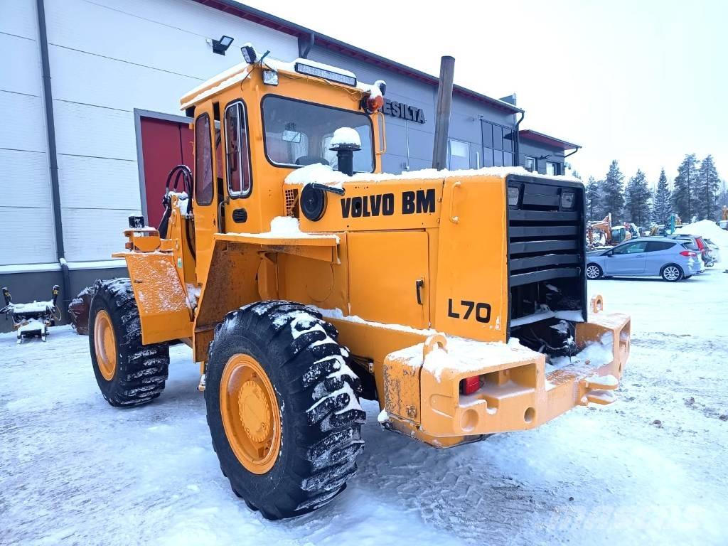 Volvo L70 Фронтальные погрузчики