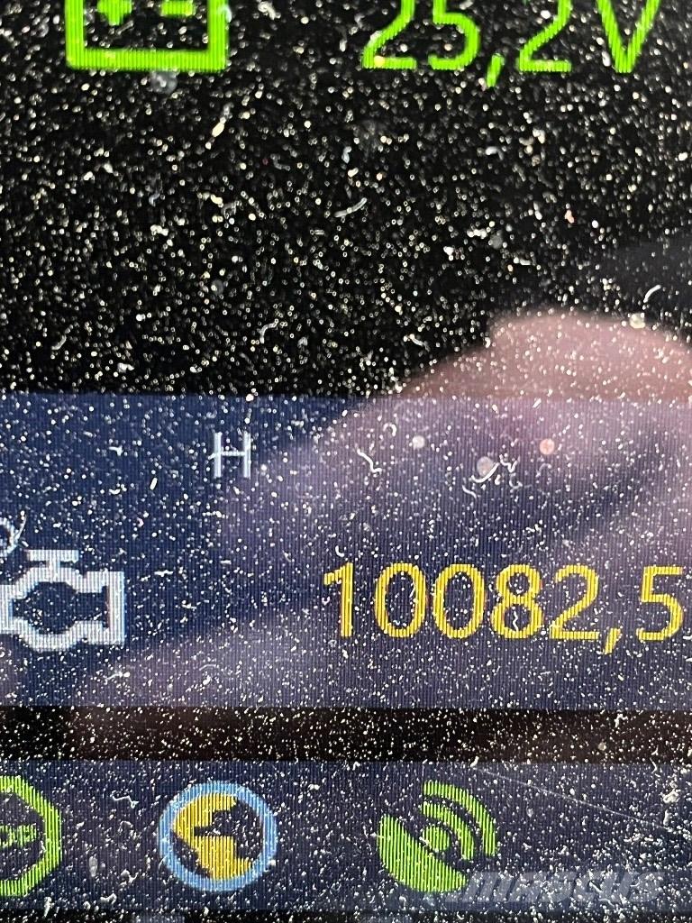 Komatsu 875 Форвардеры