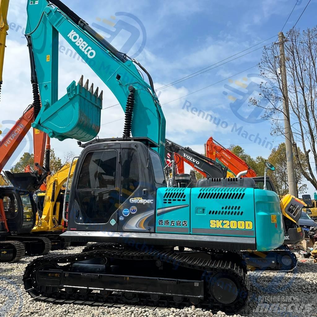Kobelco SK 200 Гусеничные экскаваторы