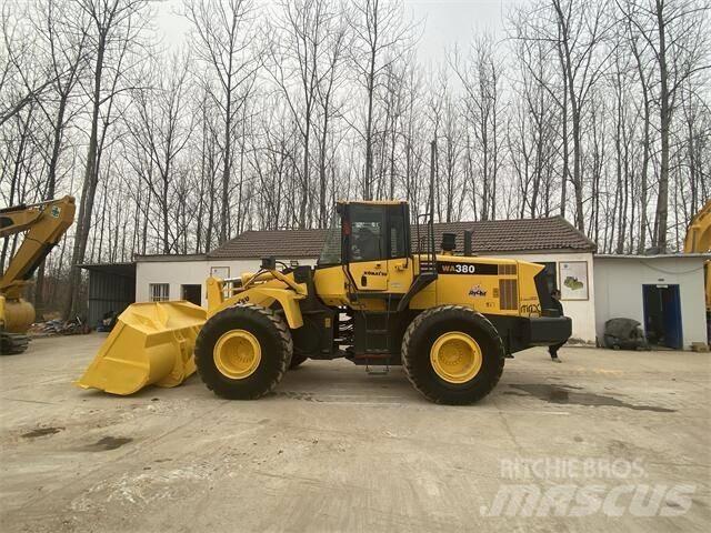Komatsu WA380-6 Экскаваторы-погрузчики