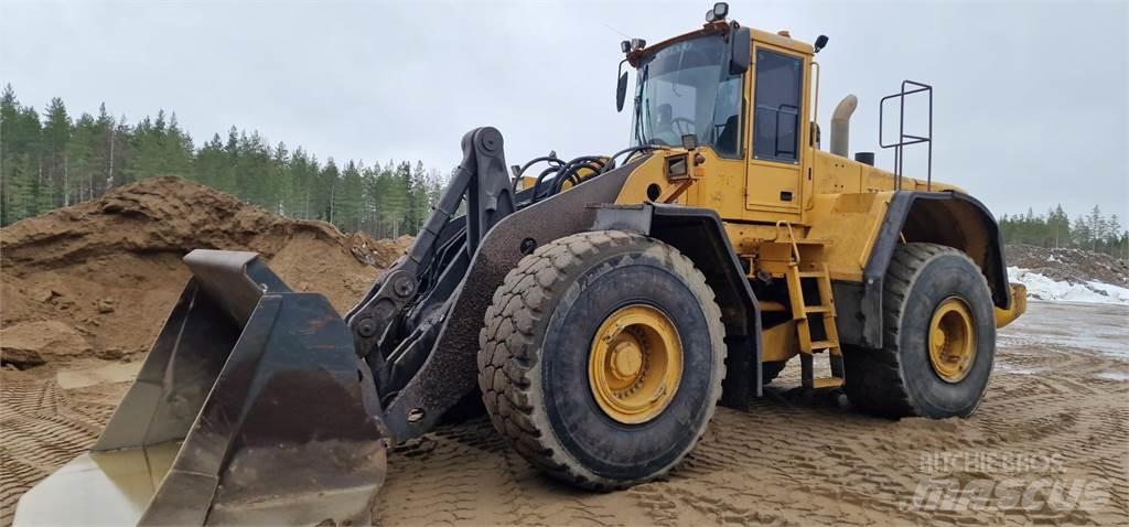 Volvo L220E Фронтальные погрузчики
