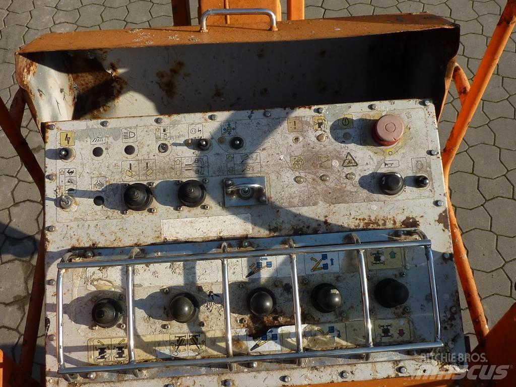 Aichi SP 21 AJ Телескопические подъемники