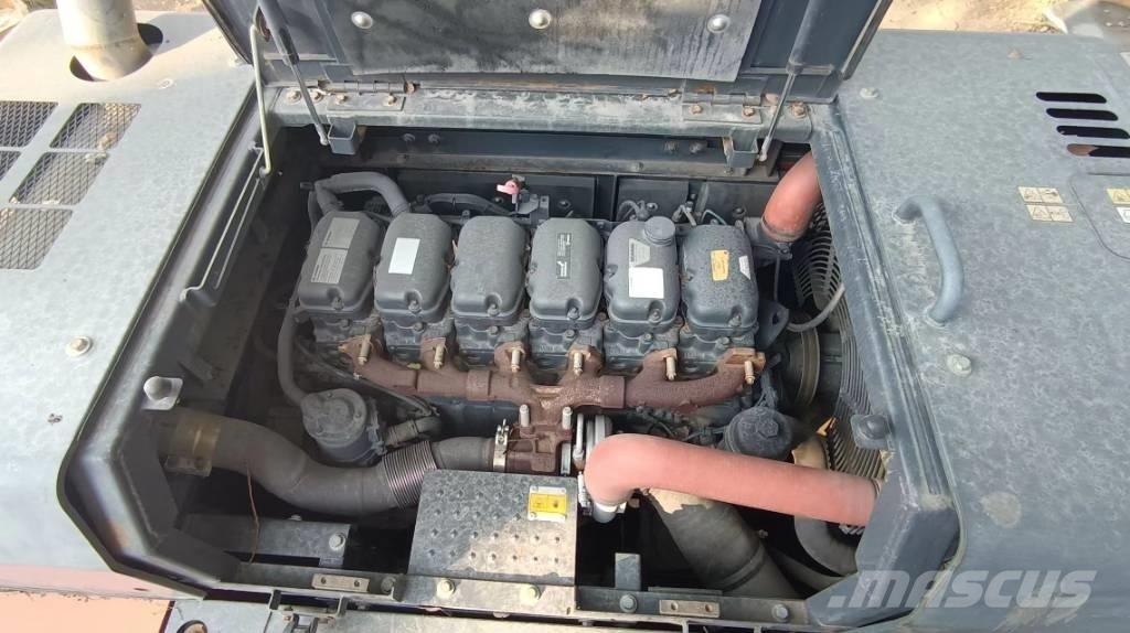 Doosan DX 530 LC-5 Гусеничные экскаваторы