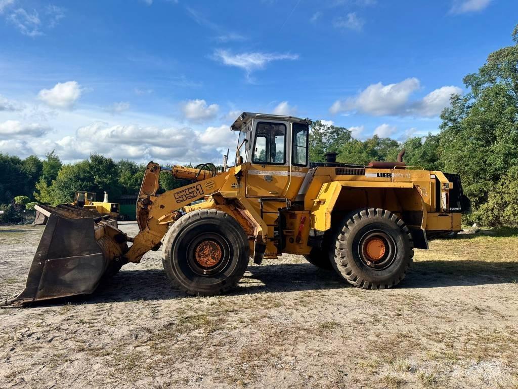 Liebherr L 551 Фронтальные погрузчики