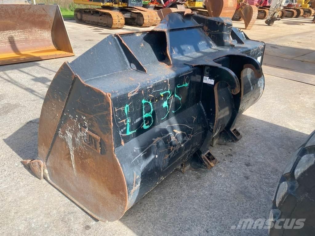 CAT 938M NVT Фронтальные погрузчики