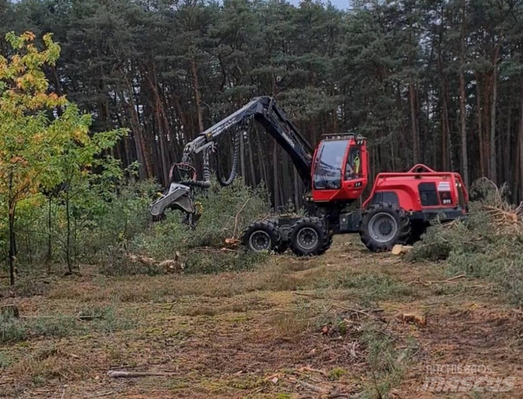Komatsu 911.6 Харвестеры