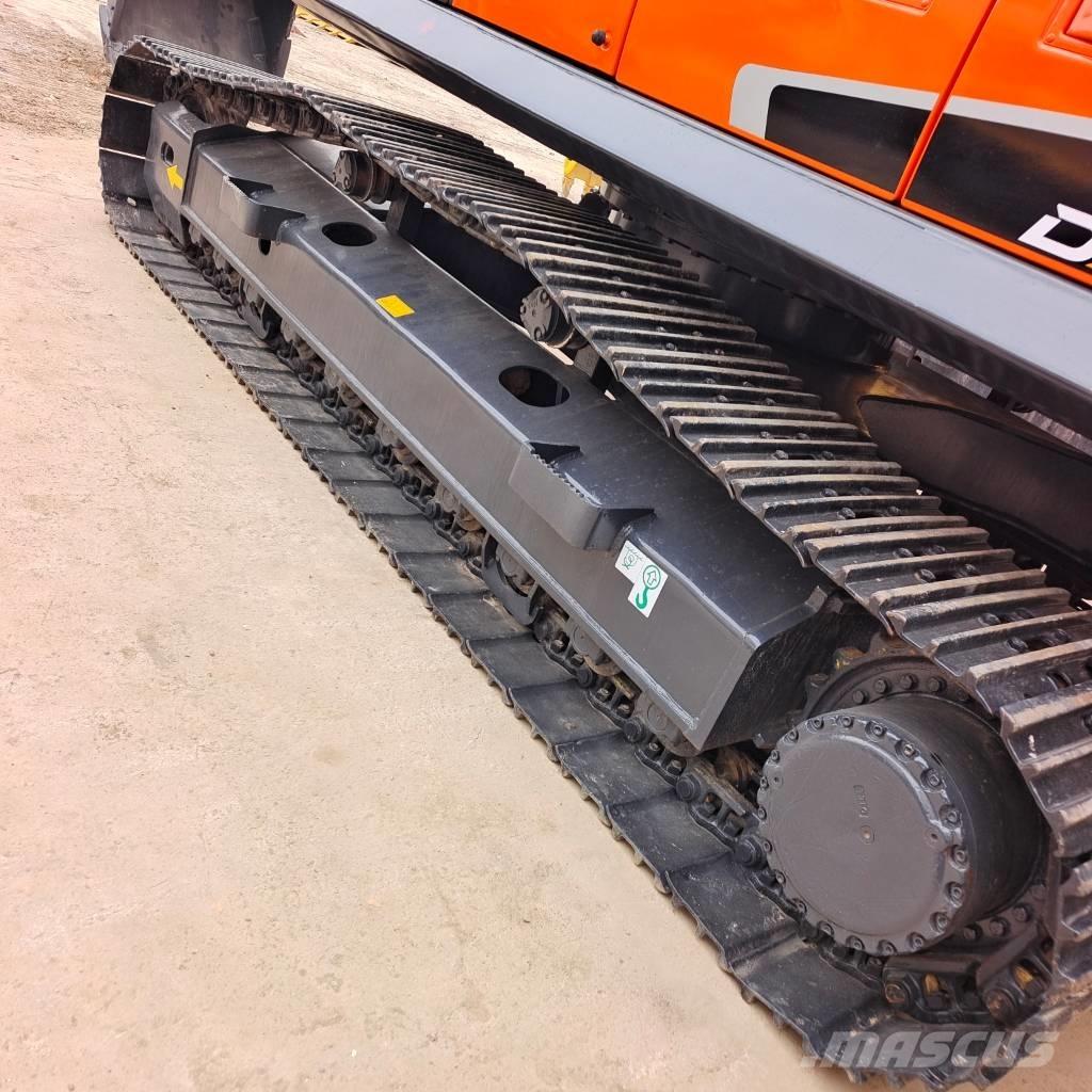 Doosan DX 300 LC Гусеничные экскаваторы
