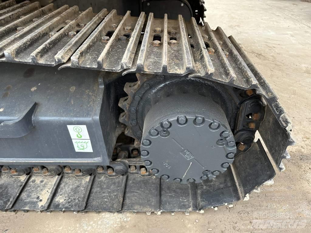 Komatsu PC200-8 Гусеничные экскаваторы