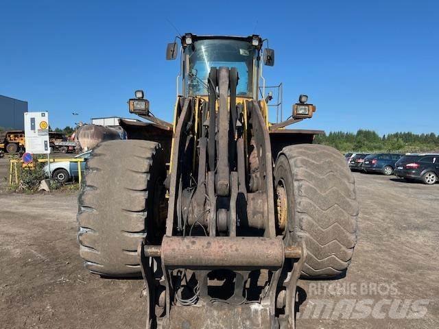 Volvo L220D Фронтальные погрузчики