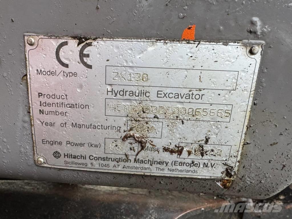 Hitachi ZX 130LCN Гусеничные экскаваторы