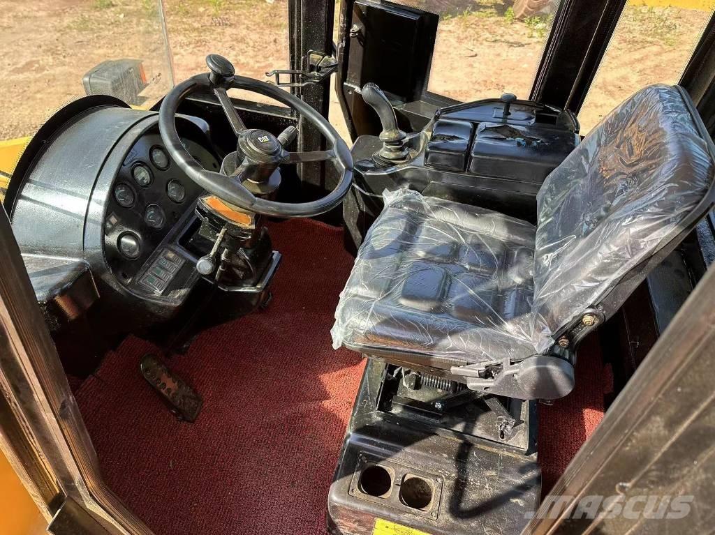 CAT 966H Фронтальные погрузчики