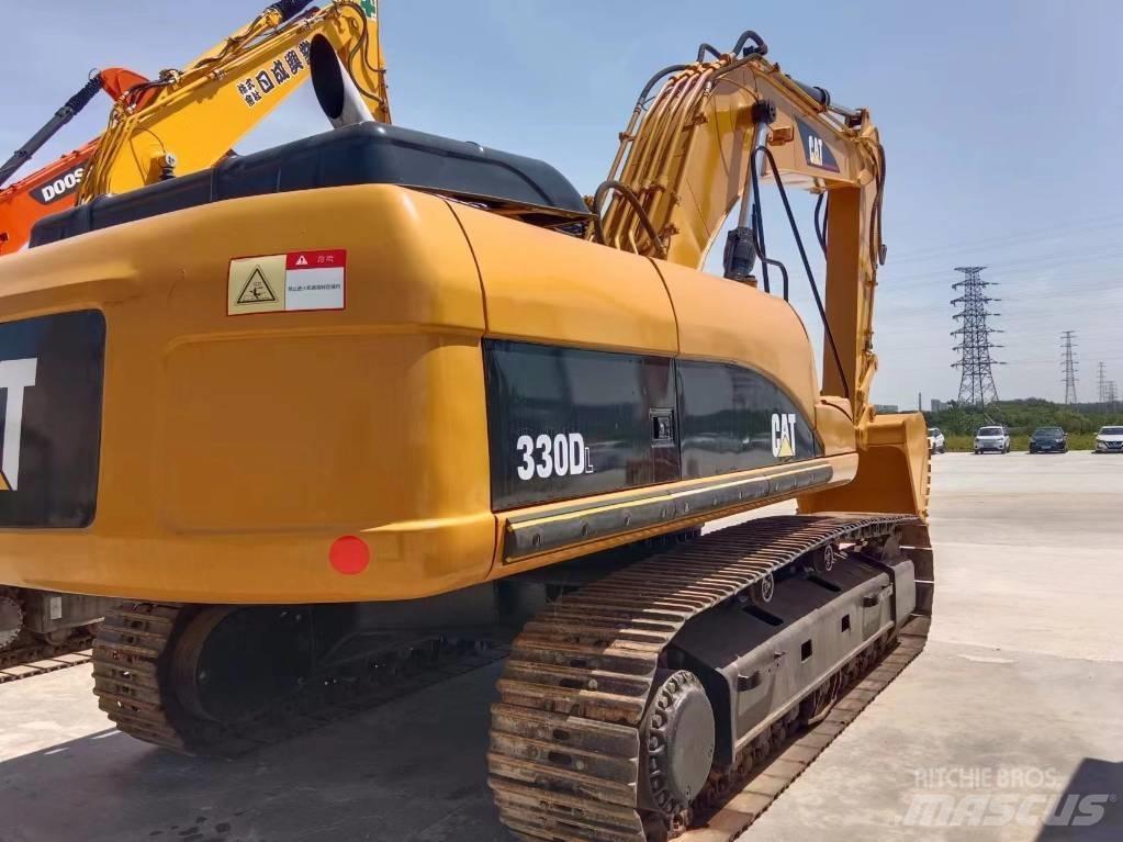 Cata-Dyne 330 Гусеничные экскаваторы