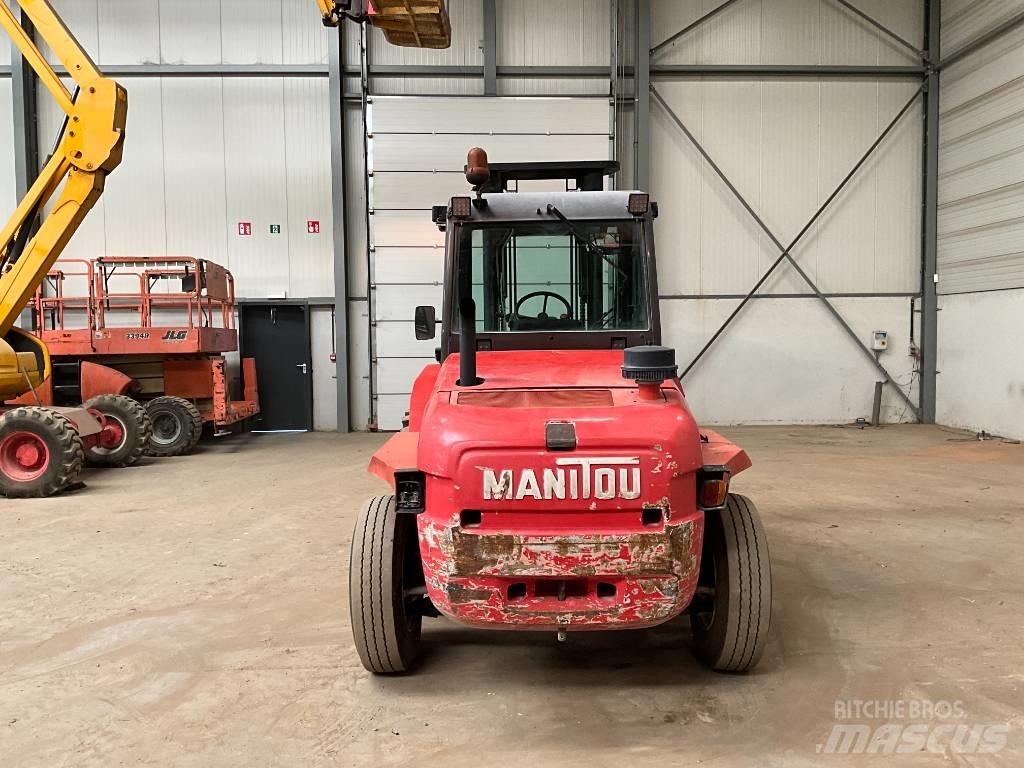Manitou MC 40 Внедорожные погрузчики