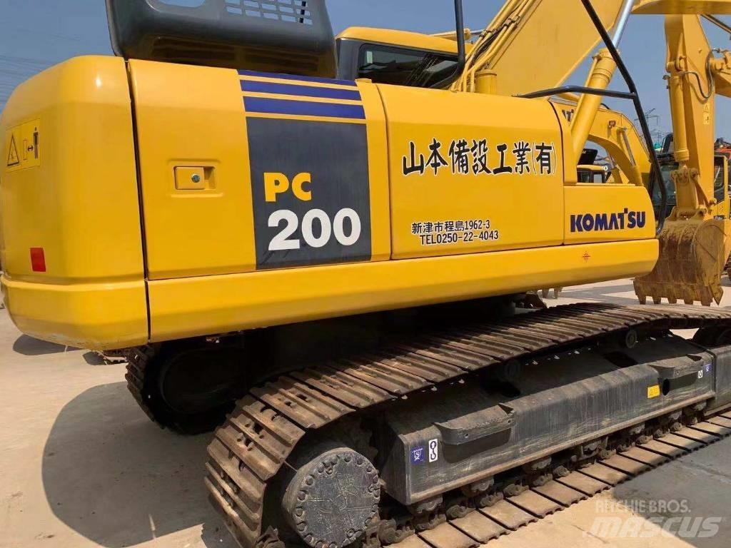 Komatsu pc200-7 Гусеничные экскаваторы