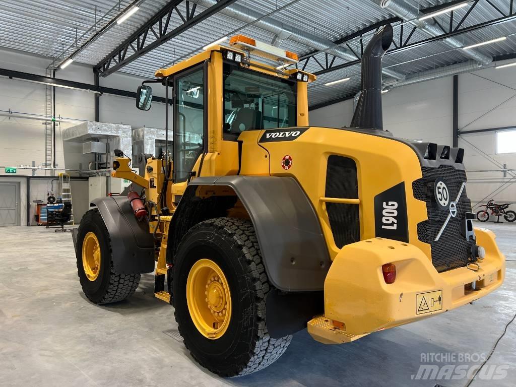 Volvo L90G Фронтальные погрузчики