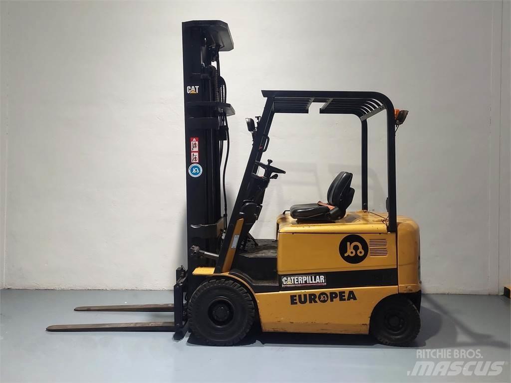 CAT EP25K PAC Электропогрузчики