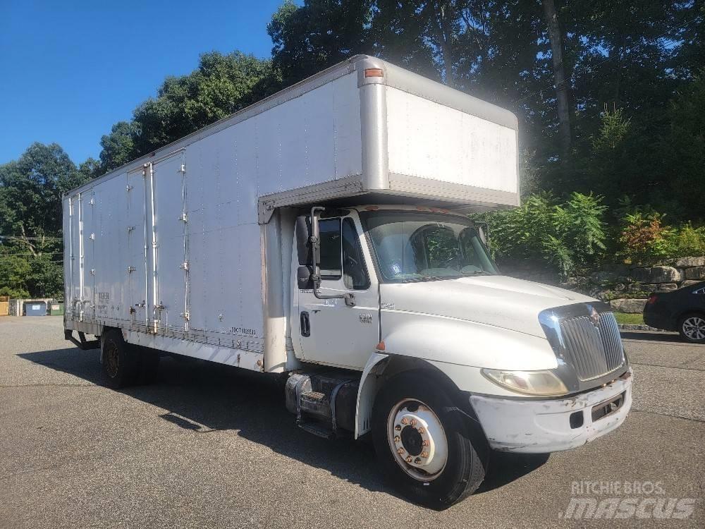 International 4300 Грузовики-Фургоны