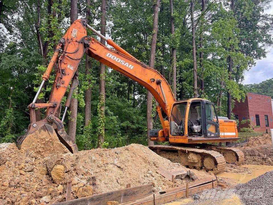 Doosan DX 255 LC Гусеничные экскаваторы