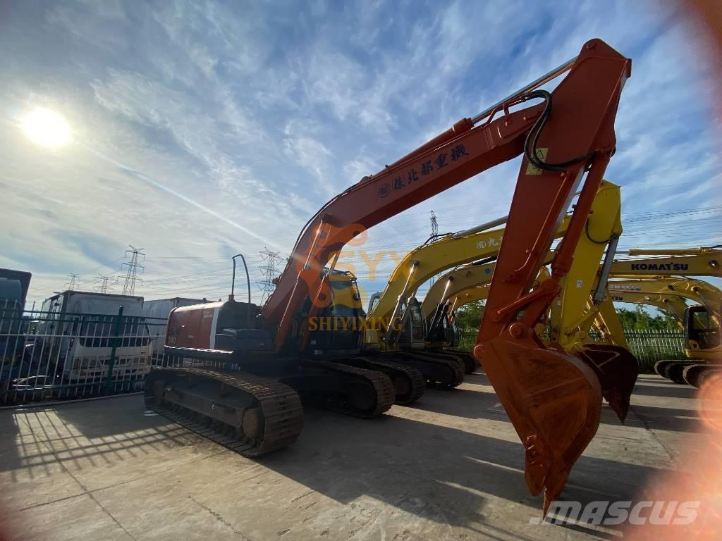 Hitachi ZX 240 Гусеничные экскаваторы