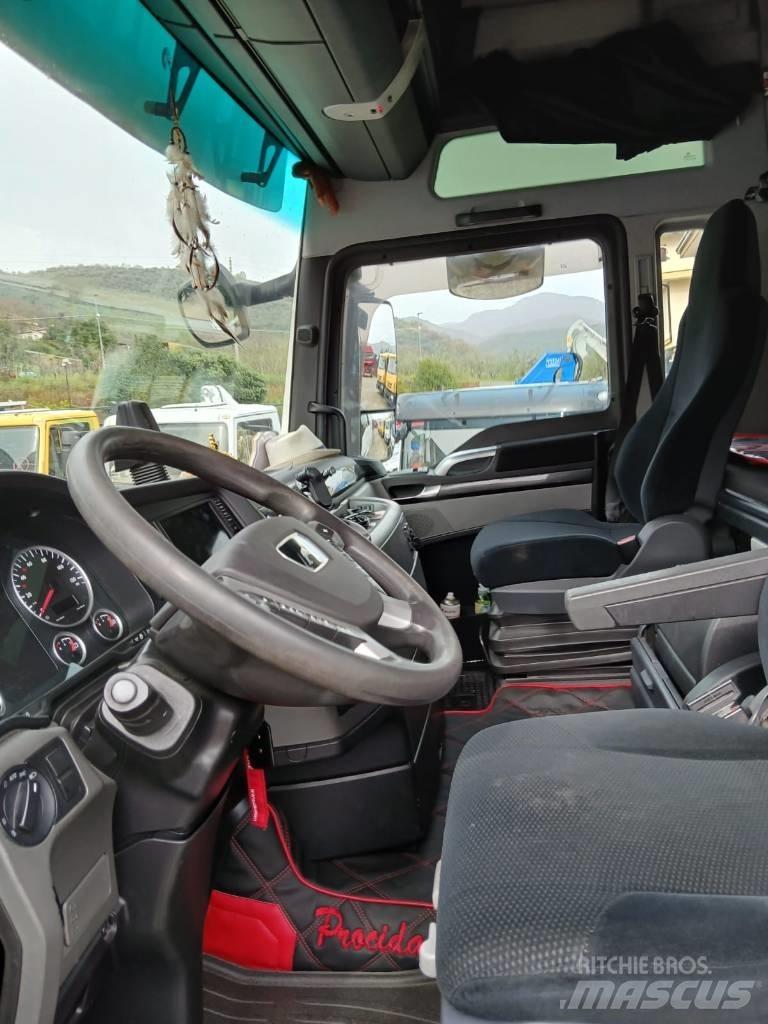 MAN TGX 26.560 Бортовые грузовики