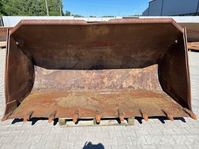 Liebherr L 551 Ковши