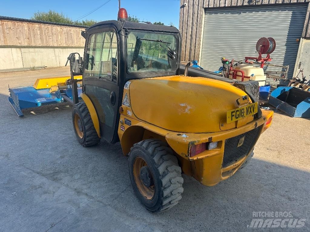 JCB 520-40 Телескопические погрузчики