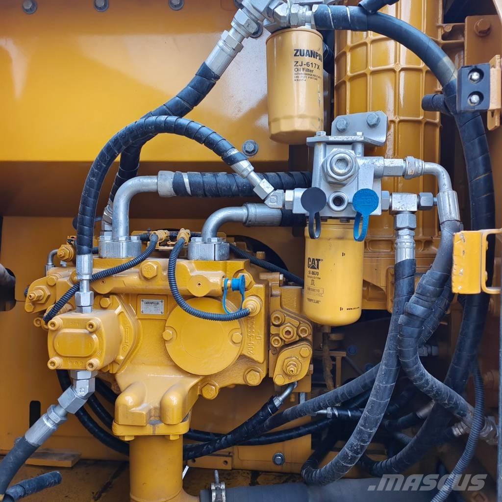 CAT 320 D L Гусеничные экскаваторы