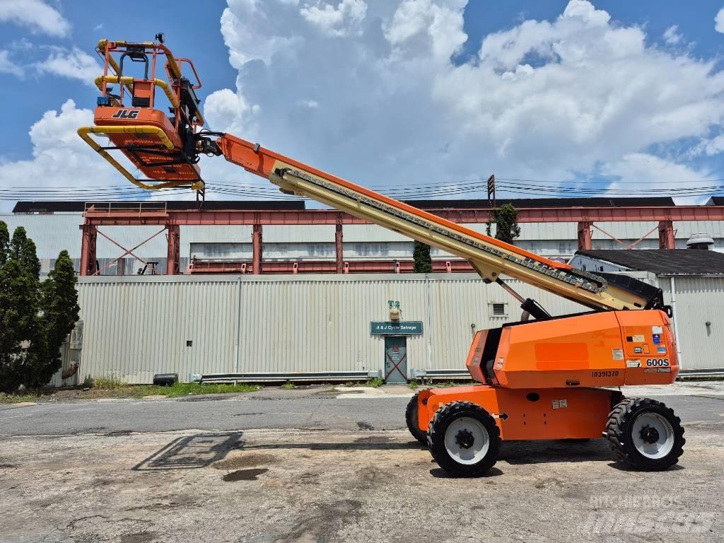 JLG 800 S Коленчатые подъемники