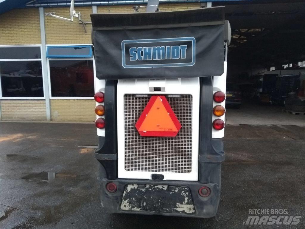 Schmidt Swingo 200 Вакуумные уборочные машины