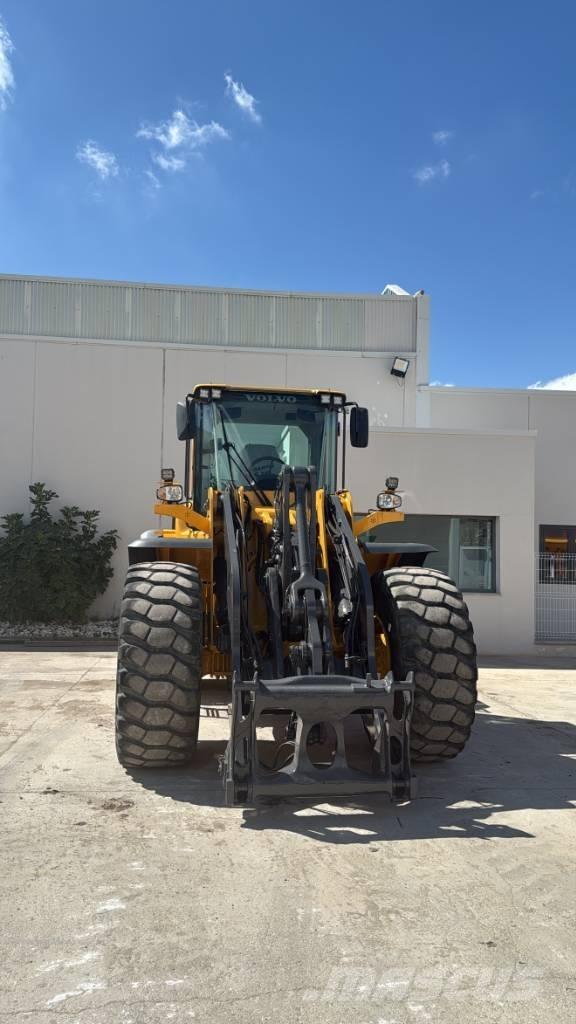 Volvo L 110 F Фронтальные погрузчики