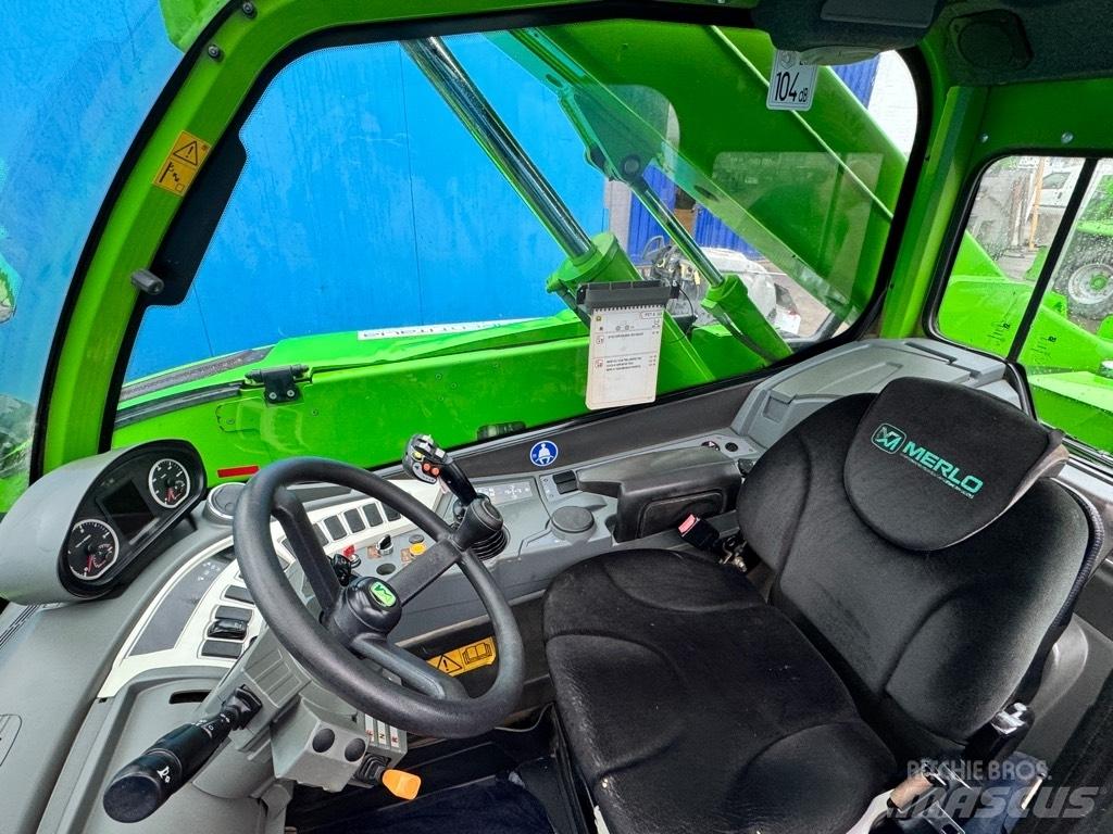 Merlo 27.6 PLUS Телескопические погрузчики