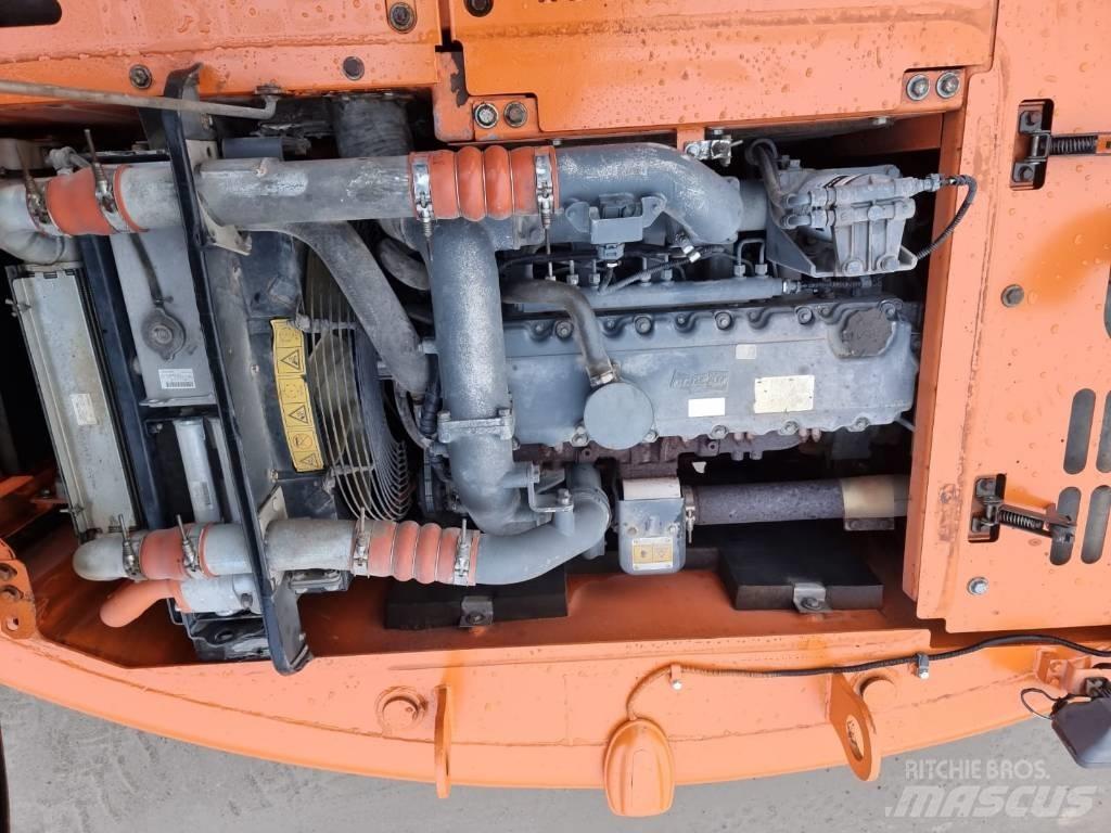 Doosan DX 140 LC Гусеничные экскаваторы