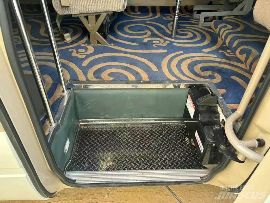Toyota Coaster Междугородные автобусы